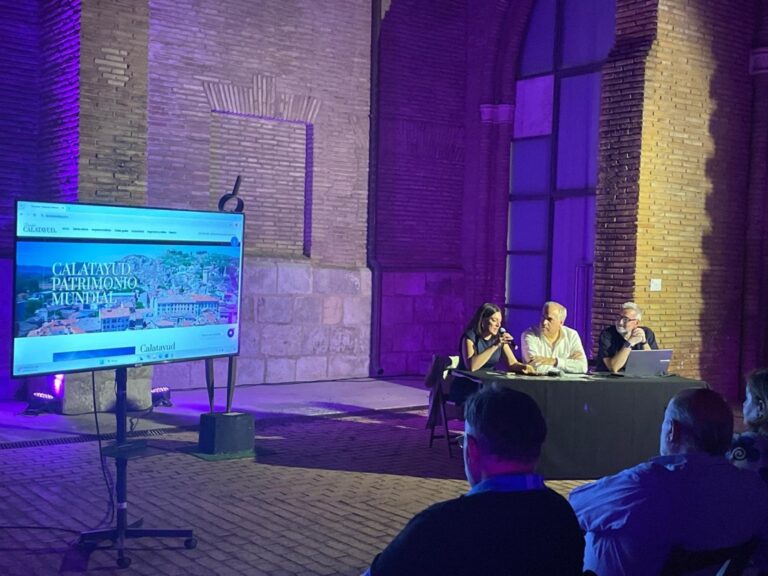 Una colección de guías audiovisuales muestran al detalle Colegiata de Santa María la Mayor